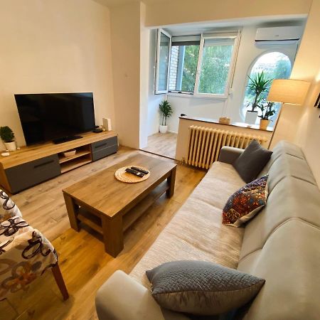 Apartman Ann II Pančevo Esterno foto